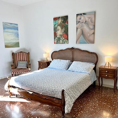 Casa Vacanze Gli Oleandri Bracciano  Ngoại thất bức ảnh